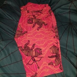 Lularoe is leggings